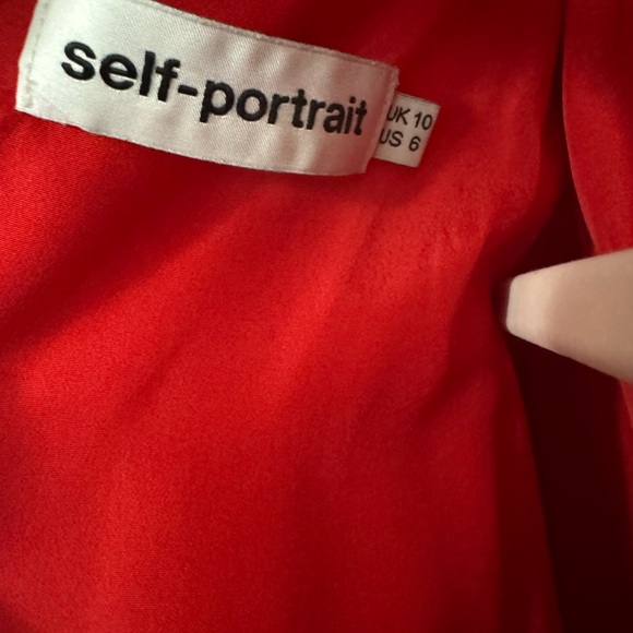 Self Portrait red satin midi dress 6. nwt orig $798.
New without tags - Picture 4 of 7
